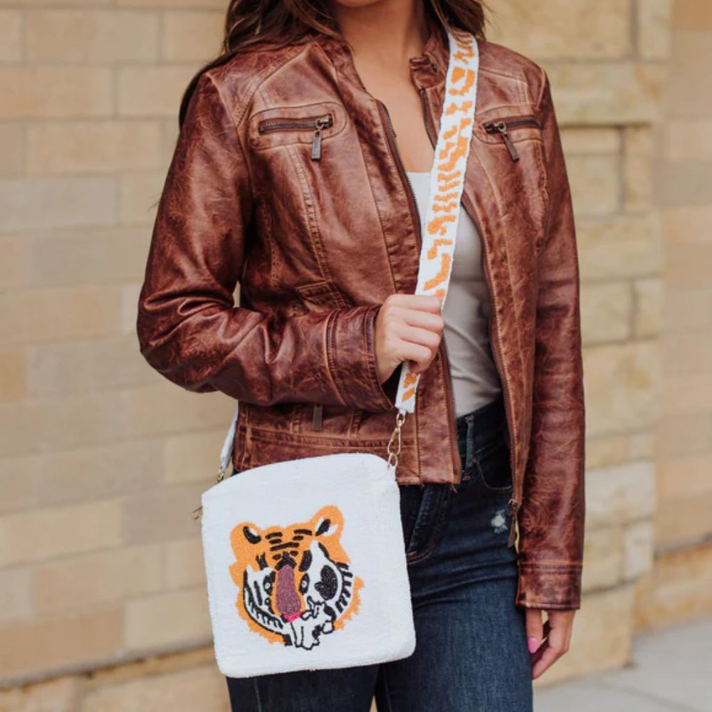 NWT Tiger Beaded Crossbody bag with removable strap LSU